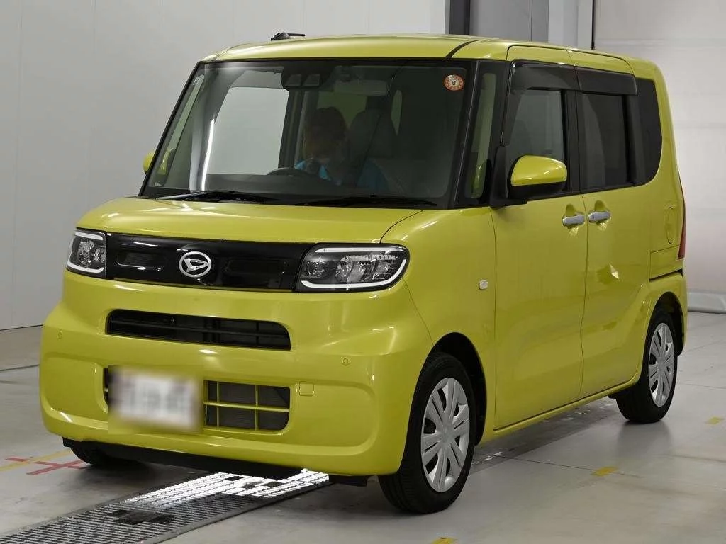 Daihatsu Tanto LA650S 2021