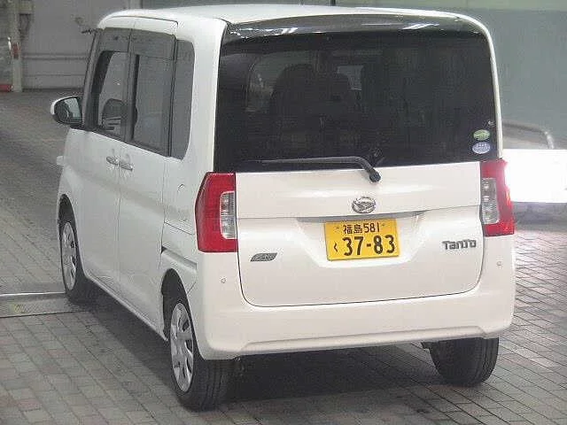 Daihatsu Tanto LA610S 2019