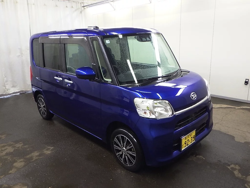 Daihatsu Tanto LA610S 2019