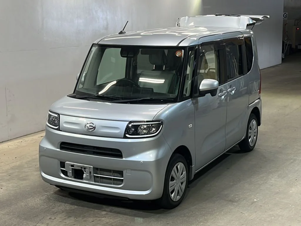 Daihatsu Tanto LA650S 2021