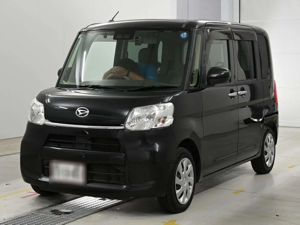Daihatsu Tanto LA600S 2018