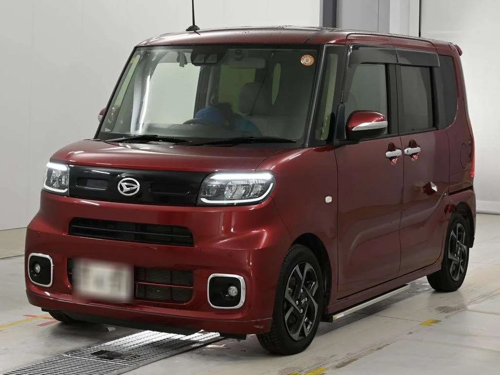 Daihatsu Tanto LA650S 2023