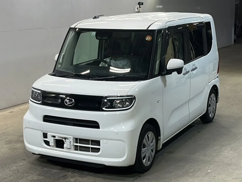 Daihatsu Tanto LA650S 2021