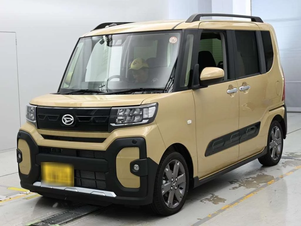 Daihatsu Tanto LA650S 2025