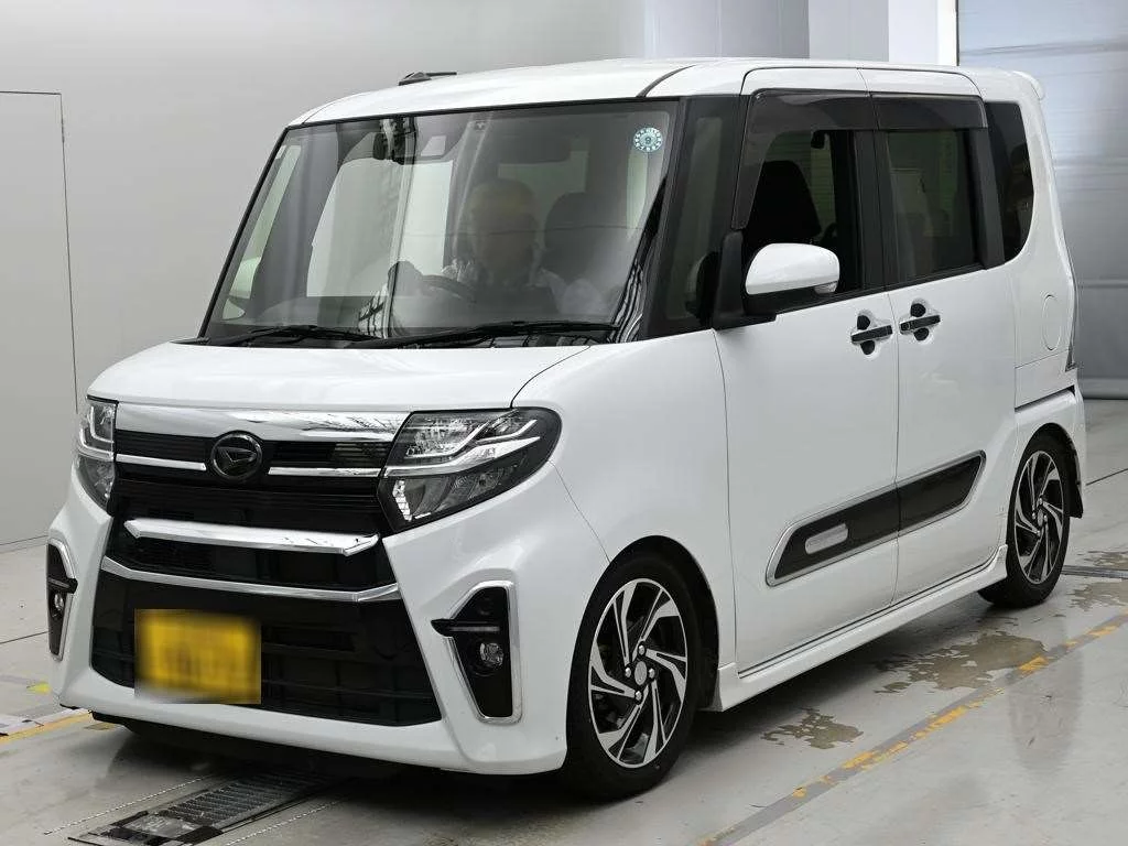 Daihatsu Tanto LA650S 2021