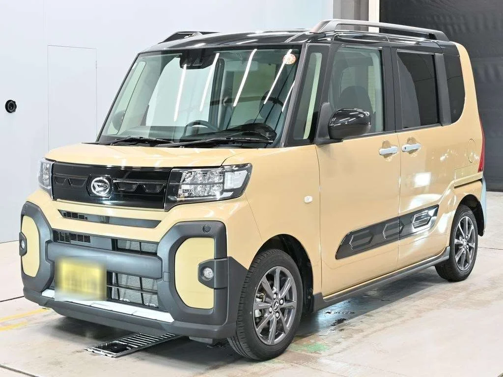 Daihatsu Tanto LA650S 2022