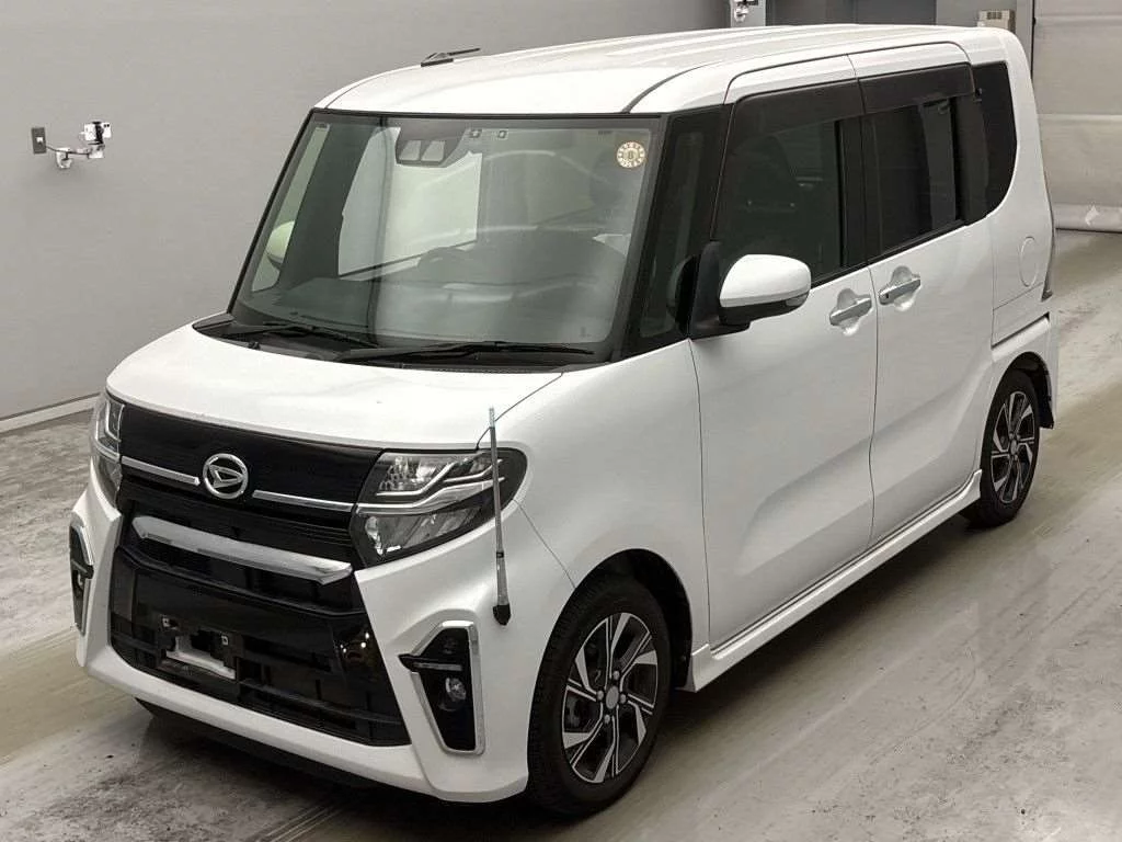 Daihatsu Tanto LA650S 2021