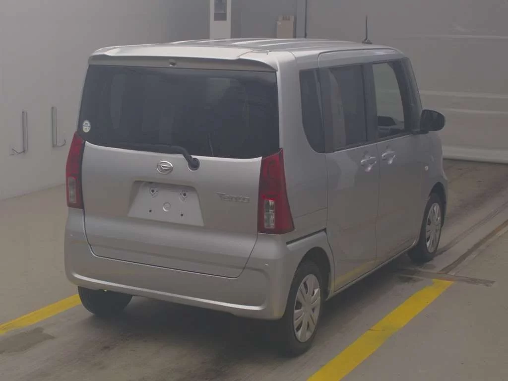 Daihatsu Tanto LA650S 2021