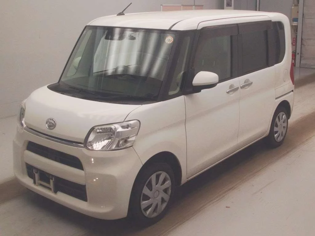 Daihatsu Tanto LA600S 2019