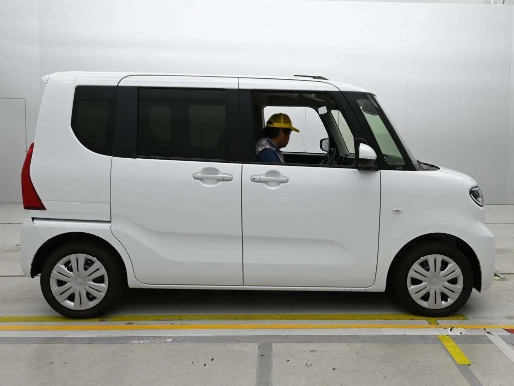Daihatsu Tanto LA650S 2025