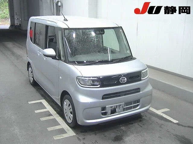 Daihatsu Tanto LA650S 2020