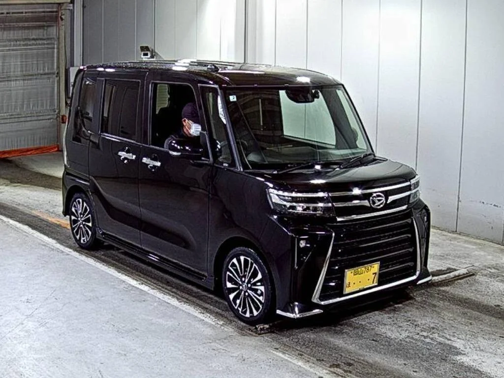 Daihatsu Tanto LA650S 2025