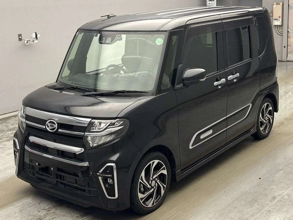 Daihatsu Tanto LA650S 2021
