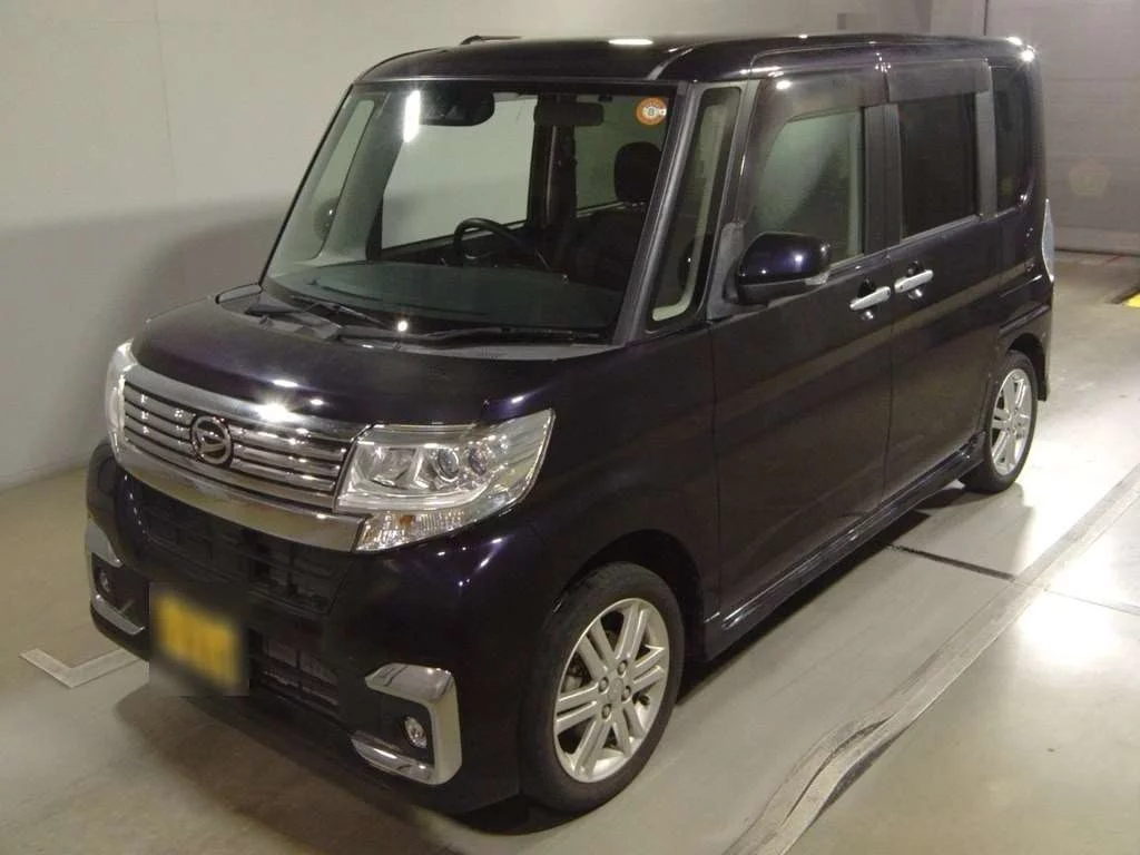 Daihatsu Tanto LA600S 2018