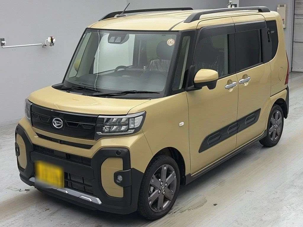 Daihatsu Tanto LA660S 2025