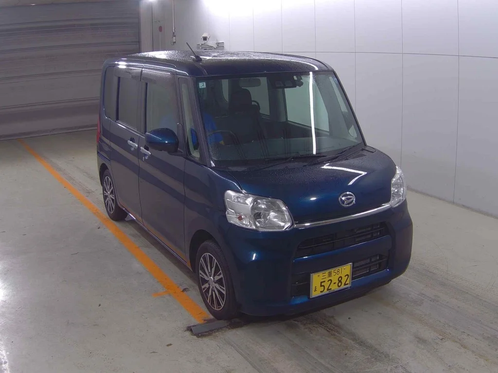 Daihatsu Tanto LA600S 2019