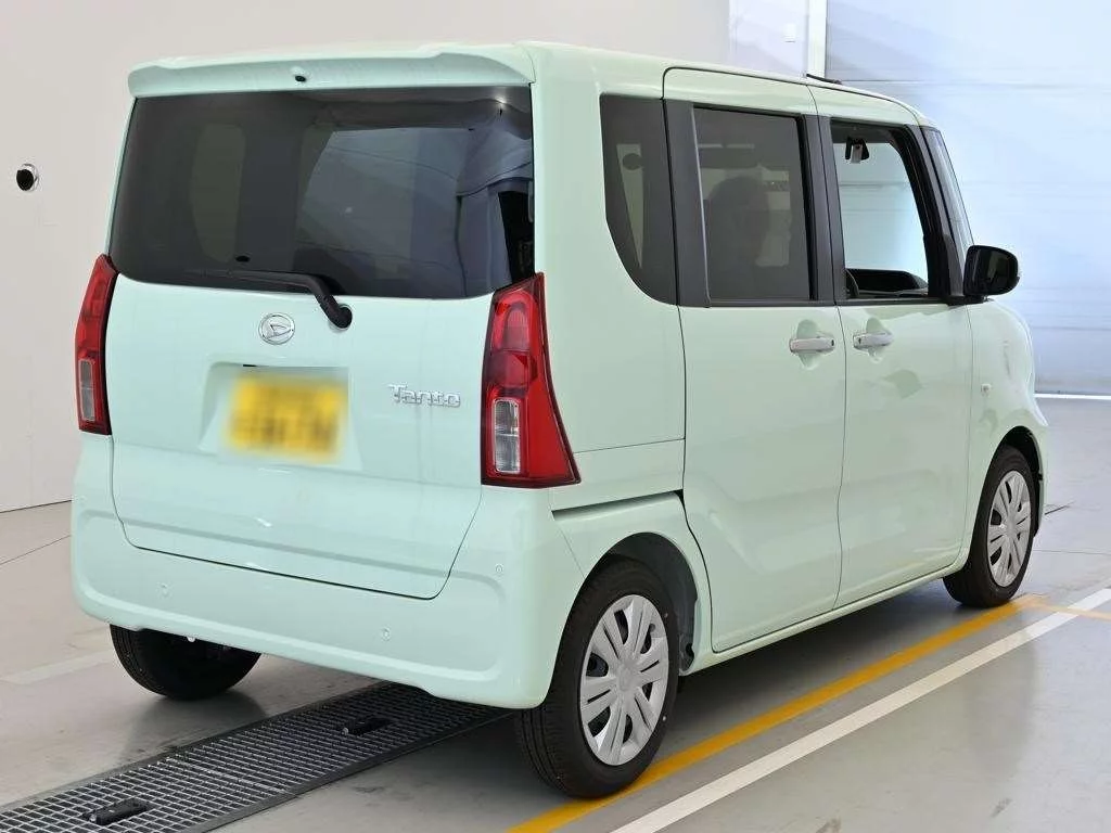 Daihatsu Tanto LA650S 2025