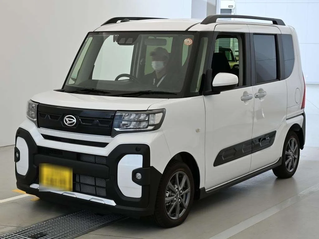 Daihatsu Tanto LA650S 2025