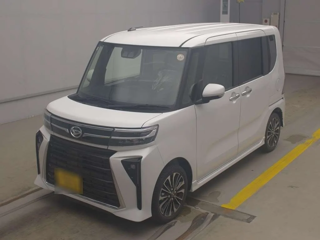 Daihatsu Tanto LA650S 2025