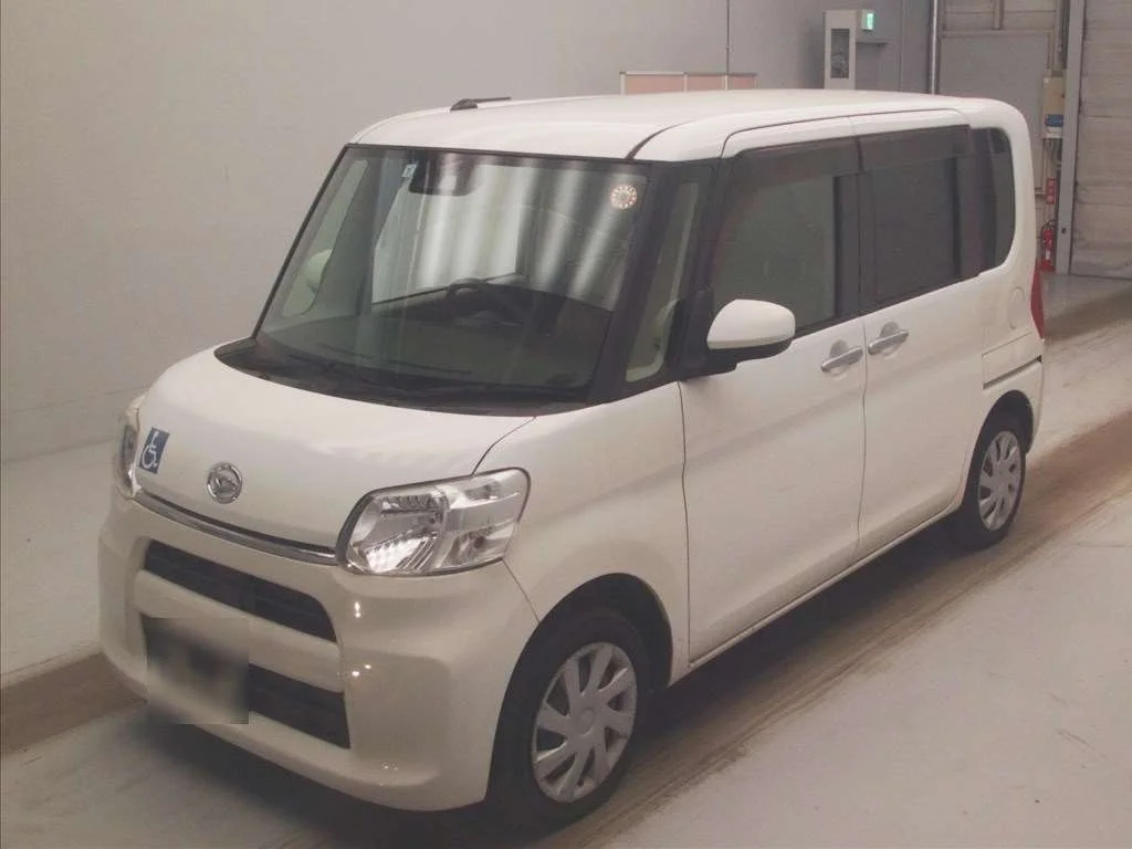 Daihatsu Tanto LA600S 2019