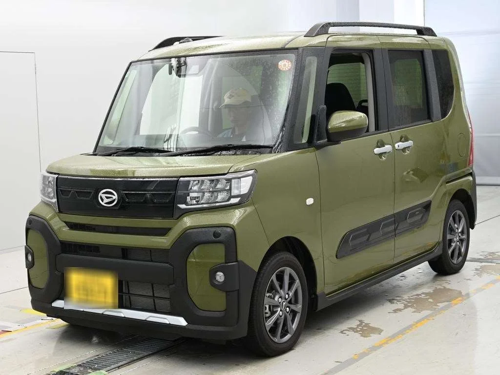 Daihatsu Tanto LA650S 2025