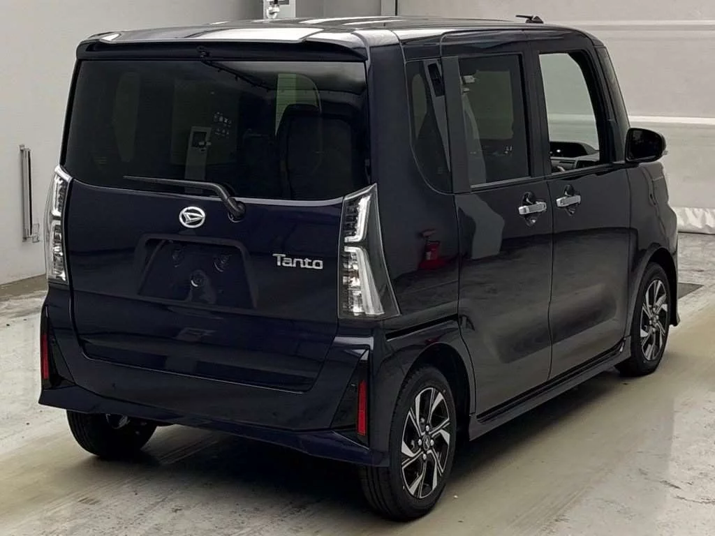 Daihatsu Tanto LA650S 2026