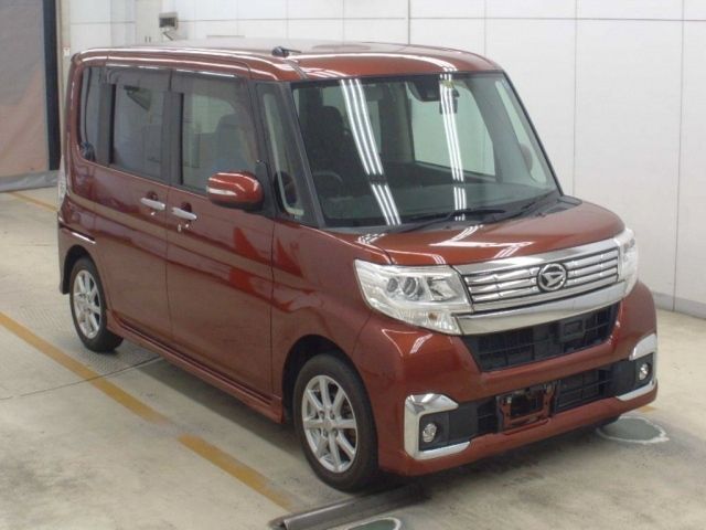 3053 Daihatsu Tanto LA600S 2016 г. (NAA Osaka)