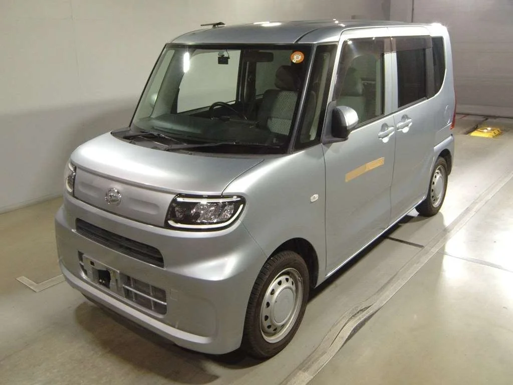 Daihatsu Tanto LA650S 2021