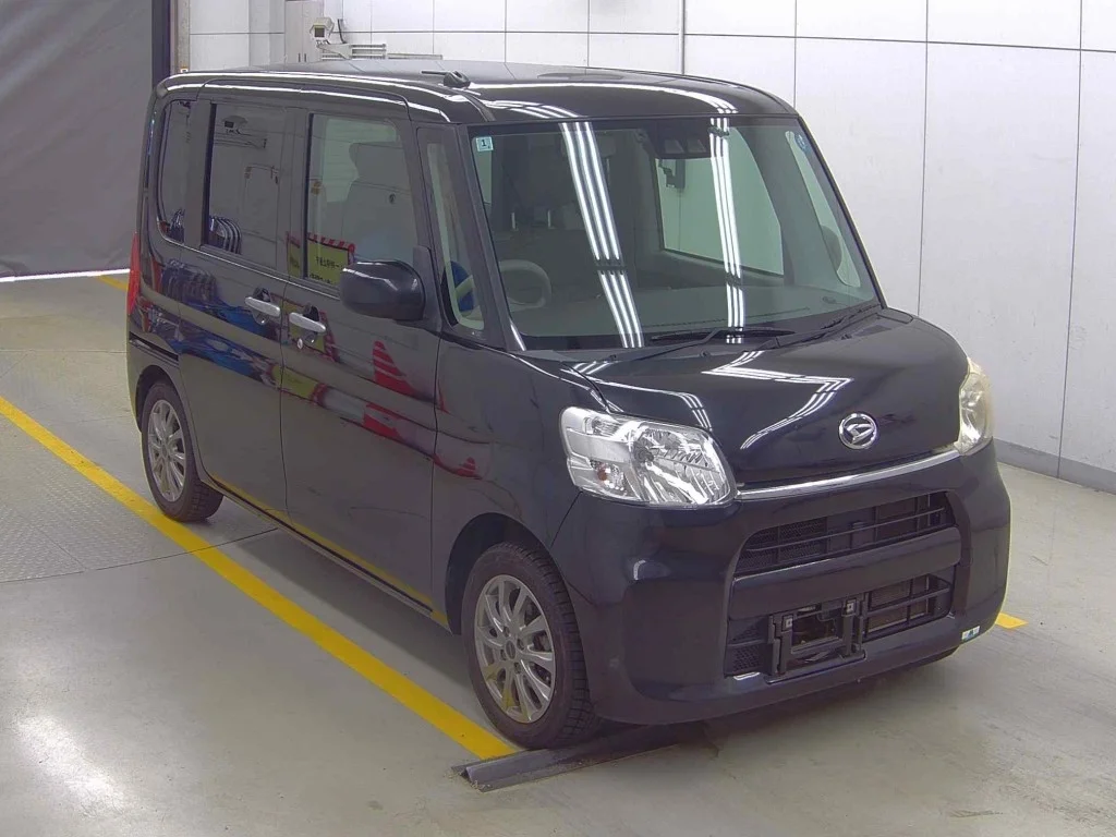 Daihatsu Tanto LA600S 2018