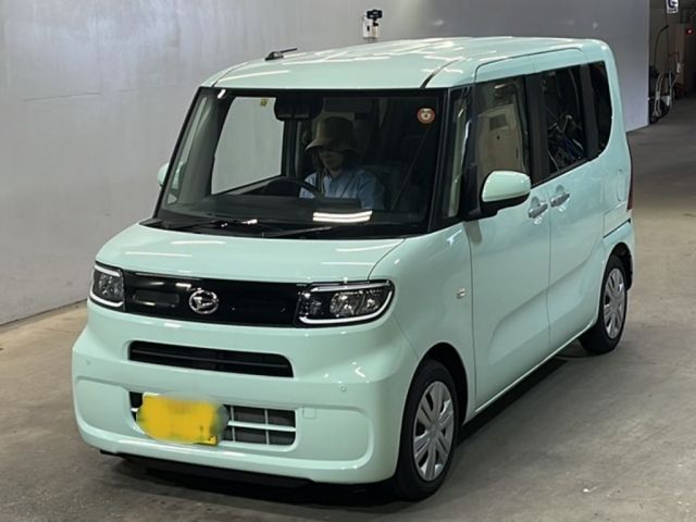 3078 Daihatsu Tanto LA650S 2021 г. (KCAA Fukuoka)