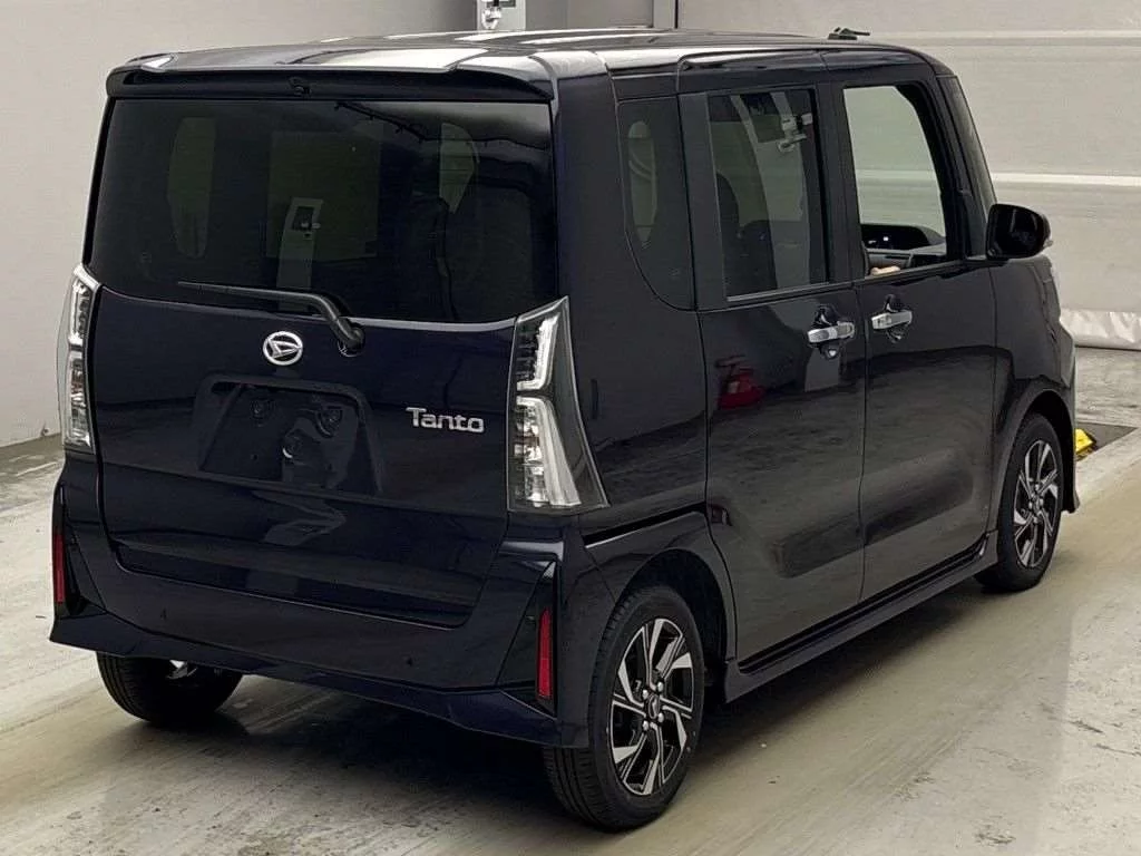 Daihatsu Tanto LA650S 2026