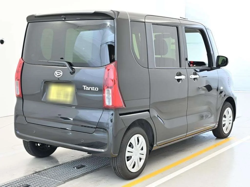 Daihatsu Tanto LA650S 2025