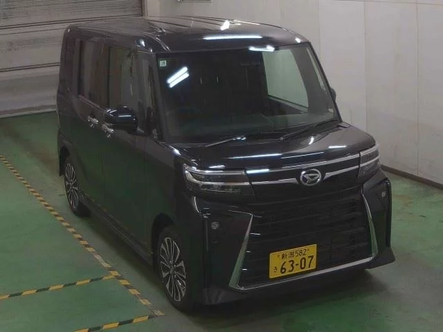 Daihatsu Tanto LA660S 2025