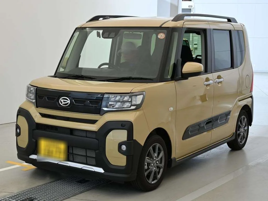 Daihatsu Tanto LA650S 2025