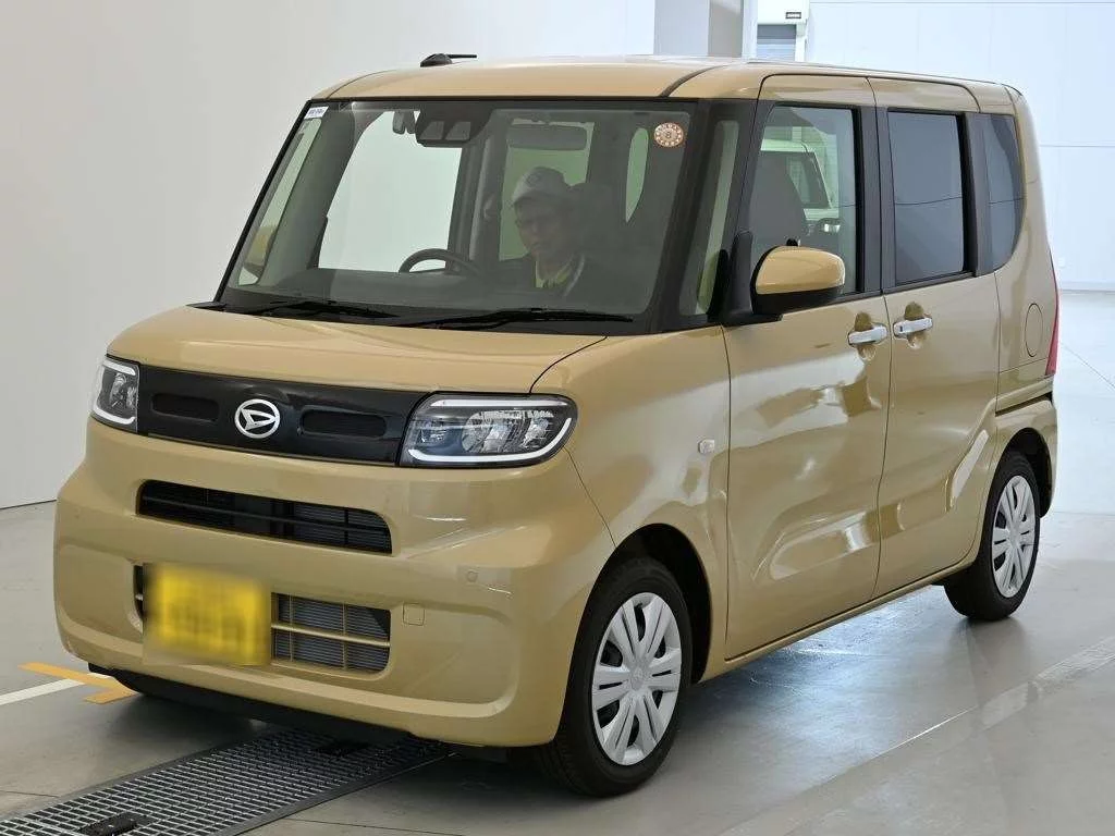 Daihatsu Tanto LA650S 2025