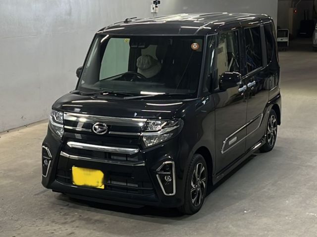 3121 Daihatsu Tanto LA650S 2021 г. (KCAA Fukuoka)