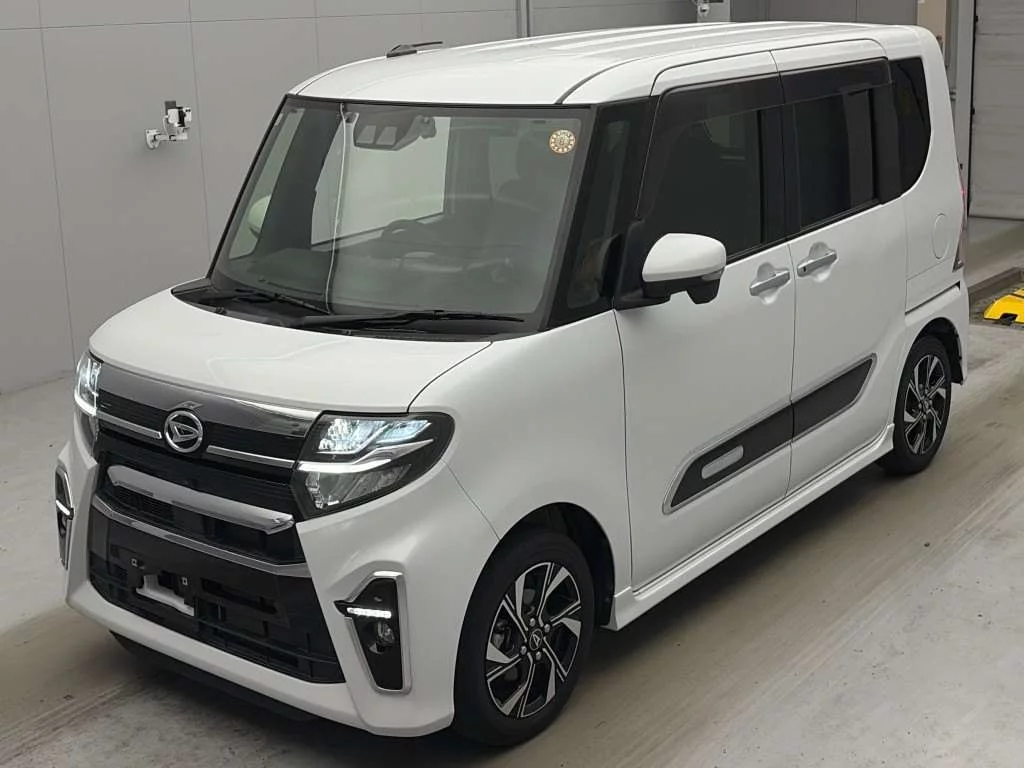 Daihatsu Tanto LA650S 2021