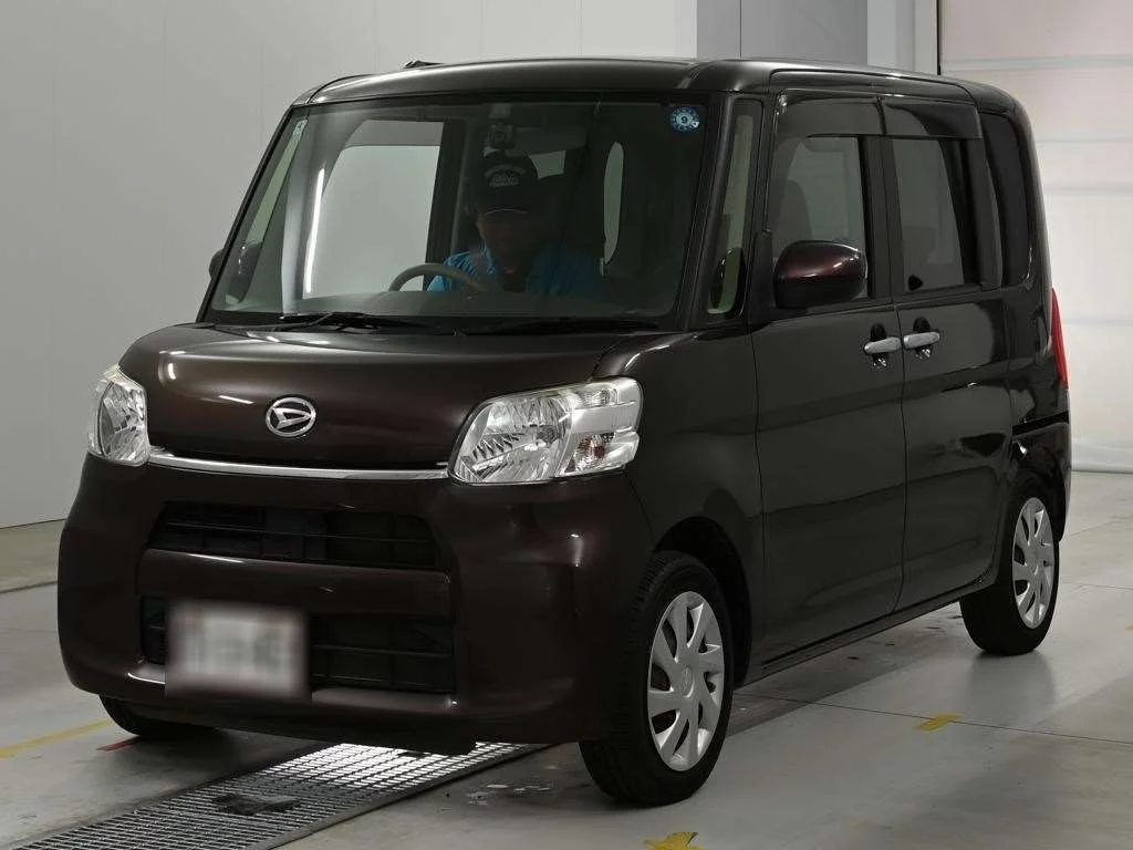 Daihatsu Tanto LA600S 2018