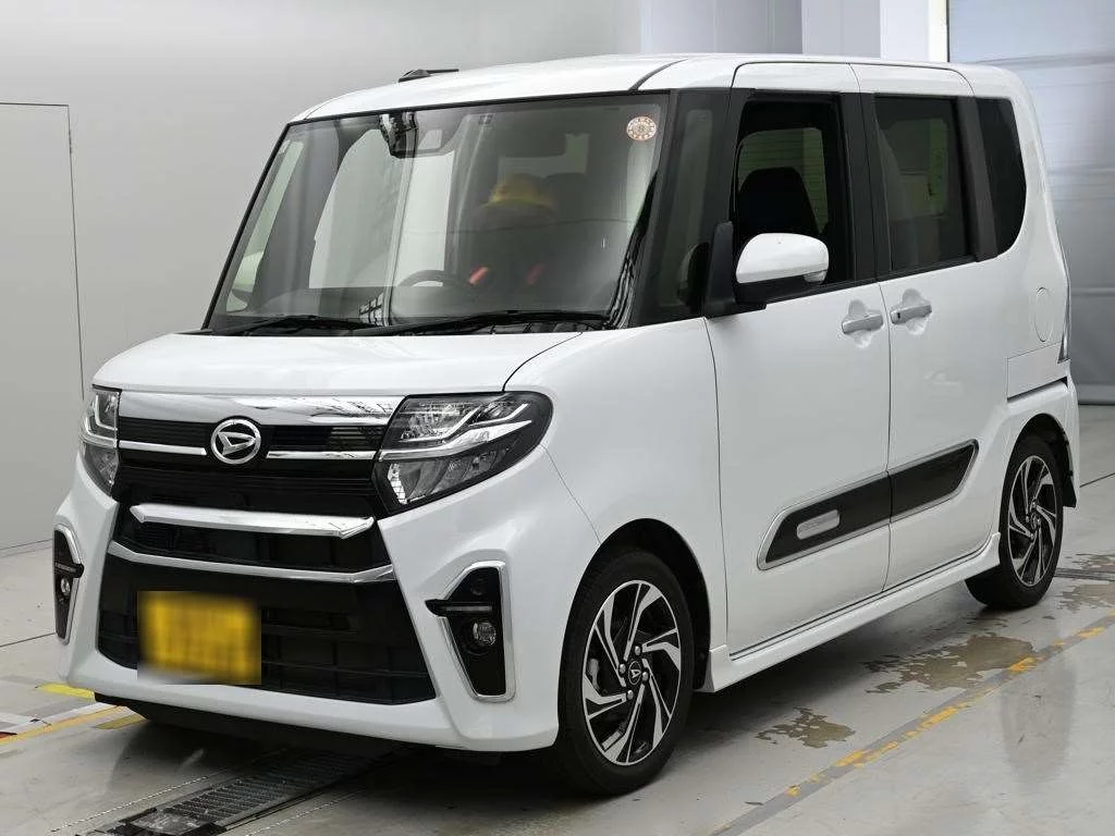 Daihatsu Tanto LA650S 2021