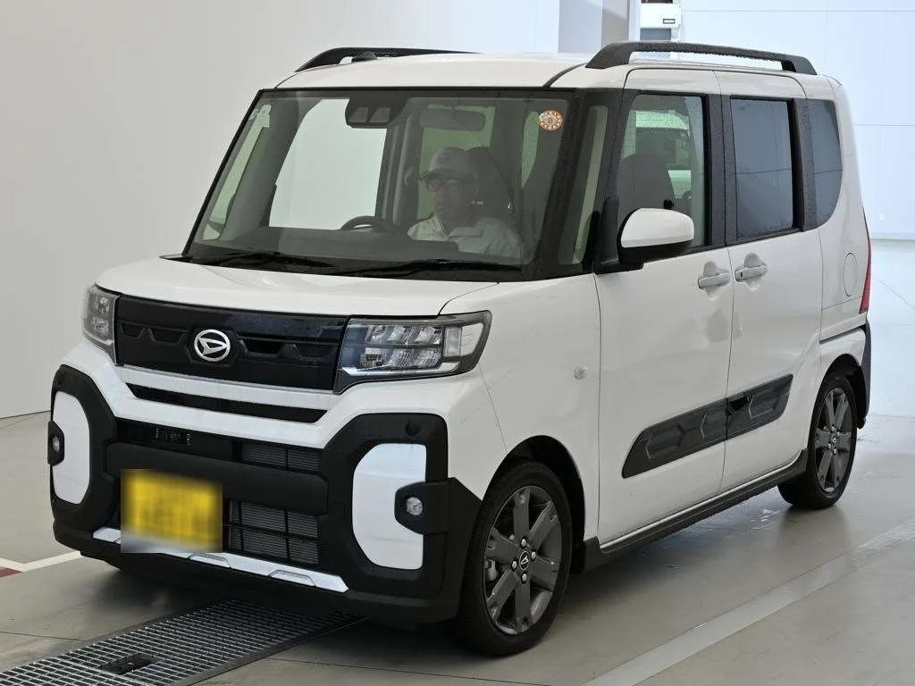 Daihatsu Tanto LA650S 2025