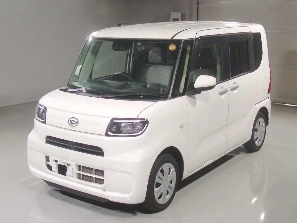 Daihatsu Tanto LA650S 2021