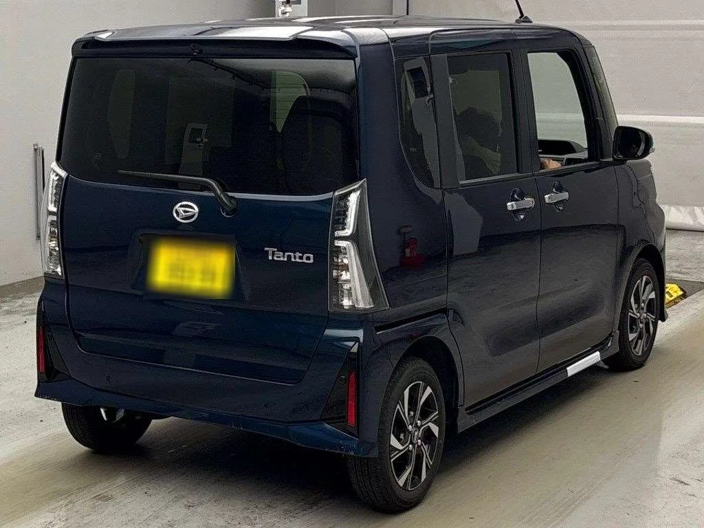 Daihatsu Tanto LA650S 2025