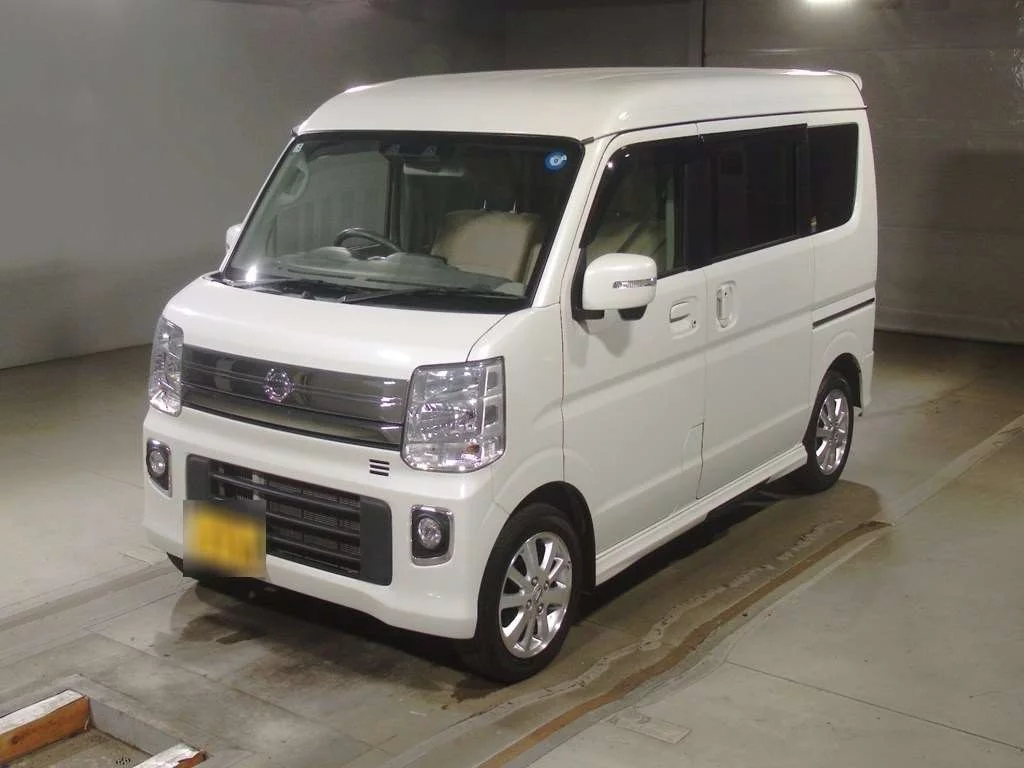 Daihatsu Tanto LA650S 2025