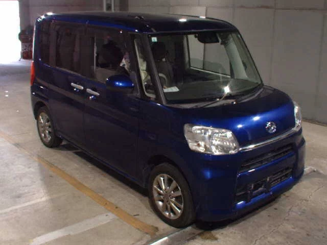 Daihatsu Tanto LA600S 2019