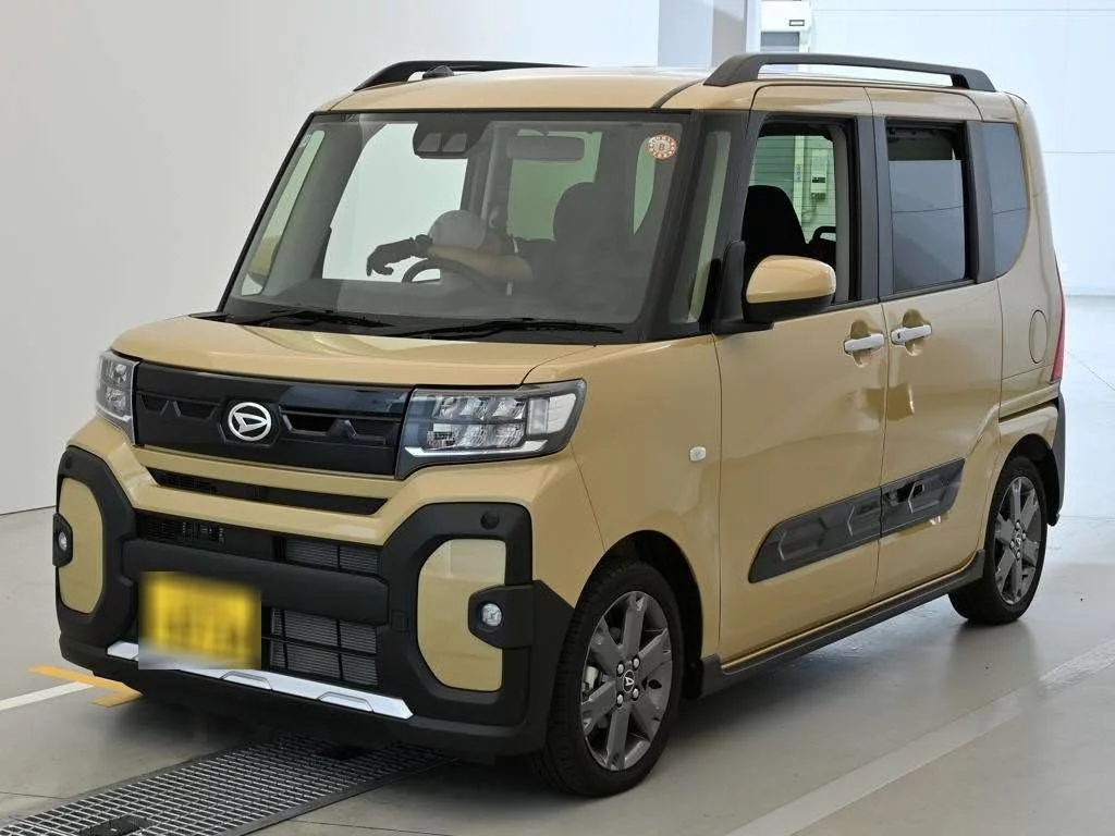 Daihatsu Tanto LA650S 2025