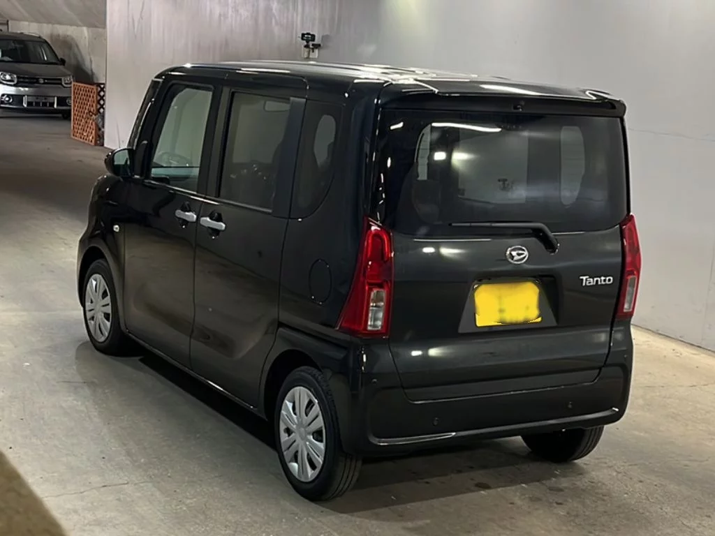 Daihatsu Tanto LA650S 2025