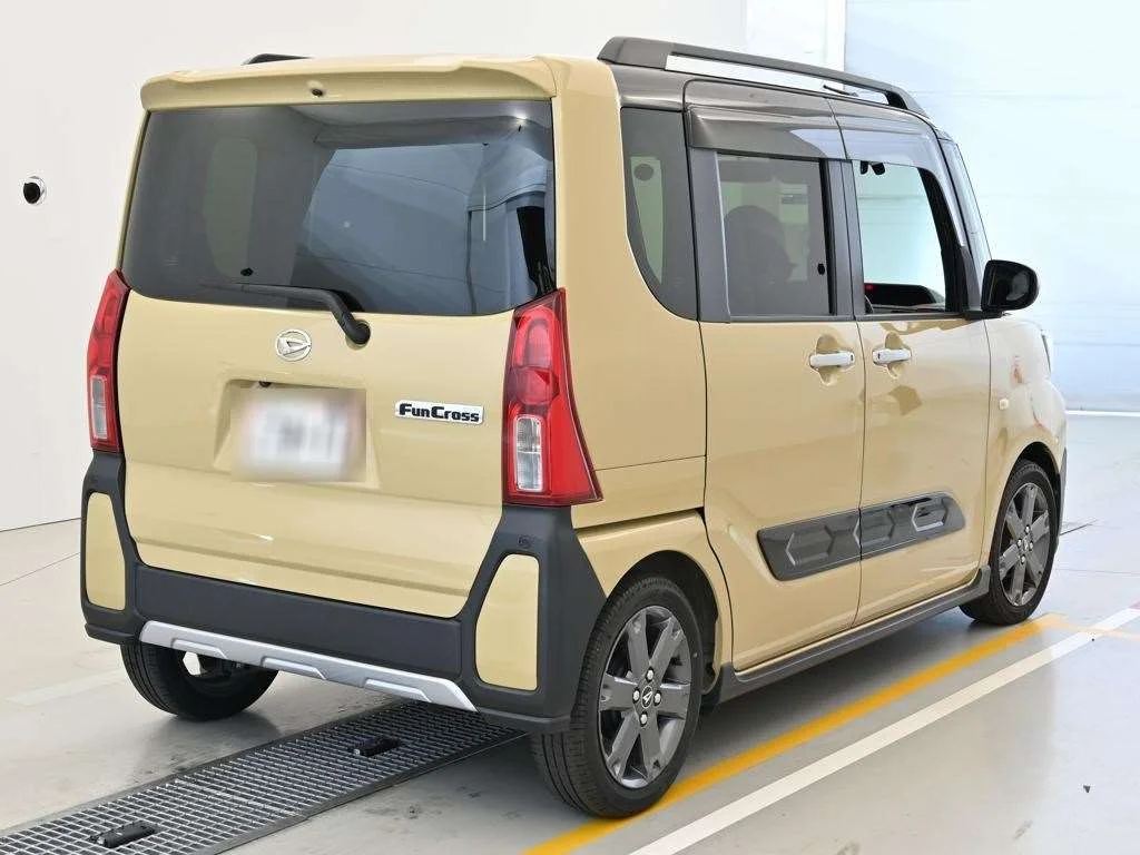 Daihatsu Tanto LA650S 2023