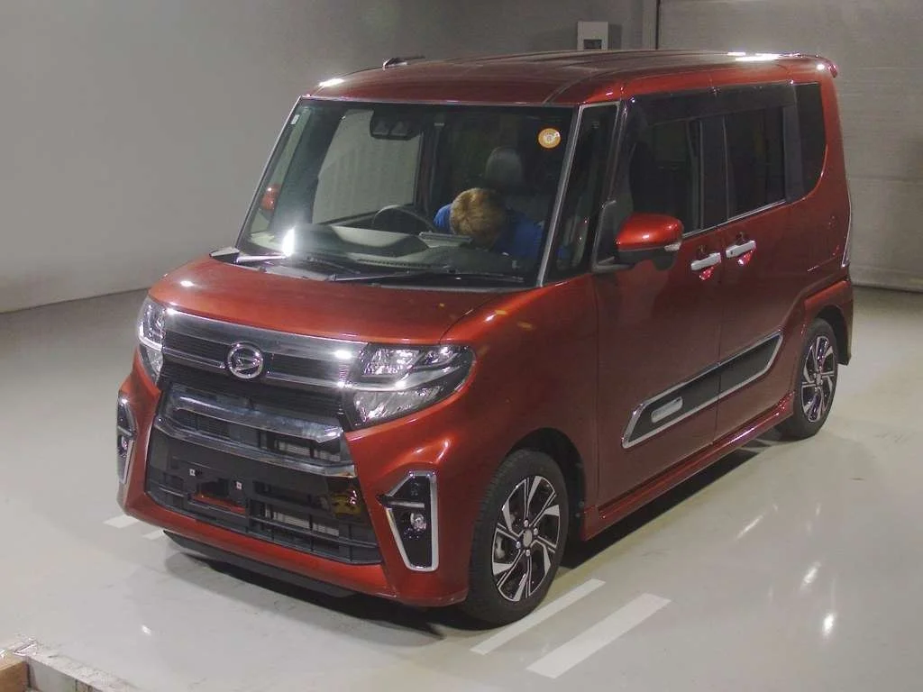 Daihatsu Tanto LA650S 2021