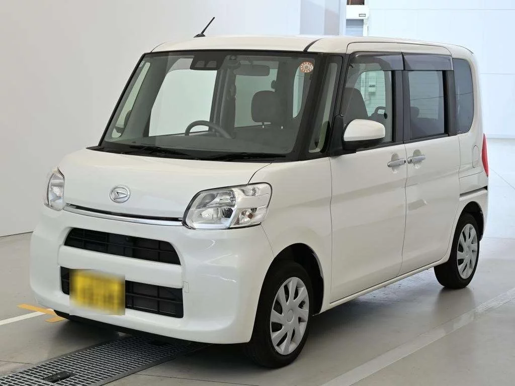 Daihatsu Tanto LA600S 2018