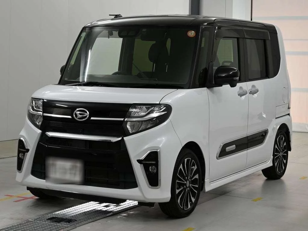 Daihatsu Tanto LA650S 2020